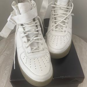 OFFERS! ❤️ Nike Men’s Sneakers